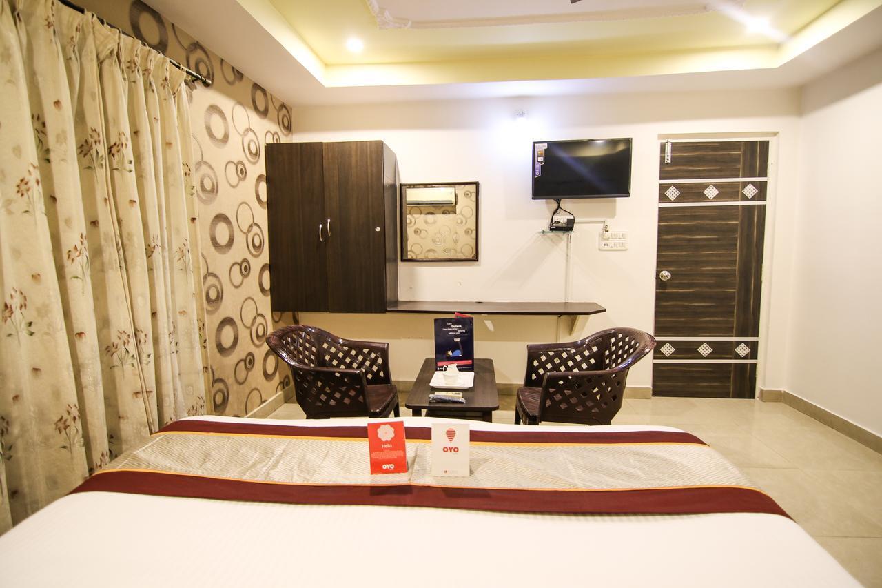 Oyo 9207 Chakri Guest House Βιζαχαπατνάμ Εξωτερικό φωτογραφία