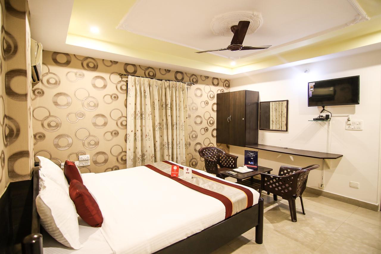 Oyo 9207 Chakri Guest House Βιζαχαπατνάμ Εξωτερικό φωτογραφία