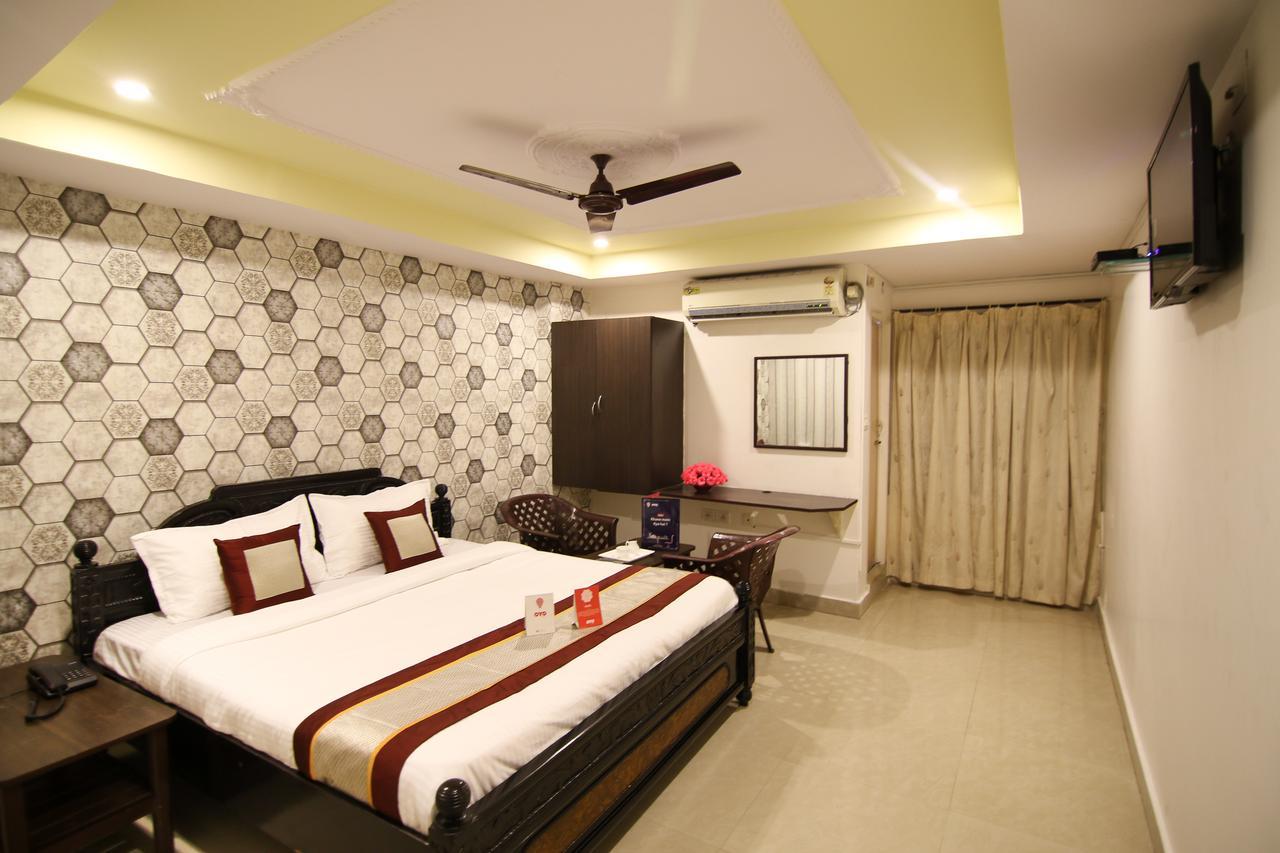 Oyo 9207 Chakri Guest House Βιζαχαπατνάμ Εξωτερικό φωτογραφία